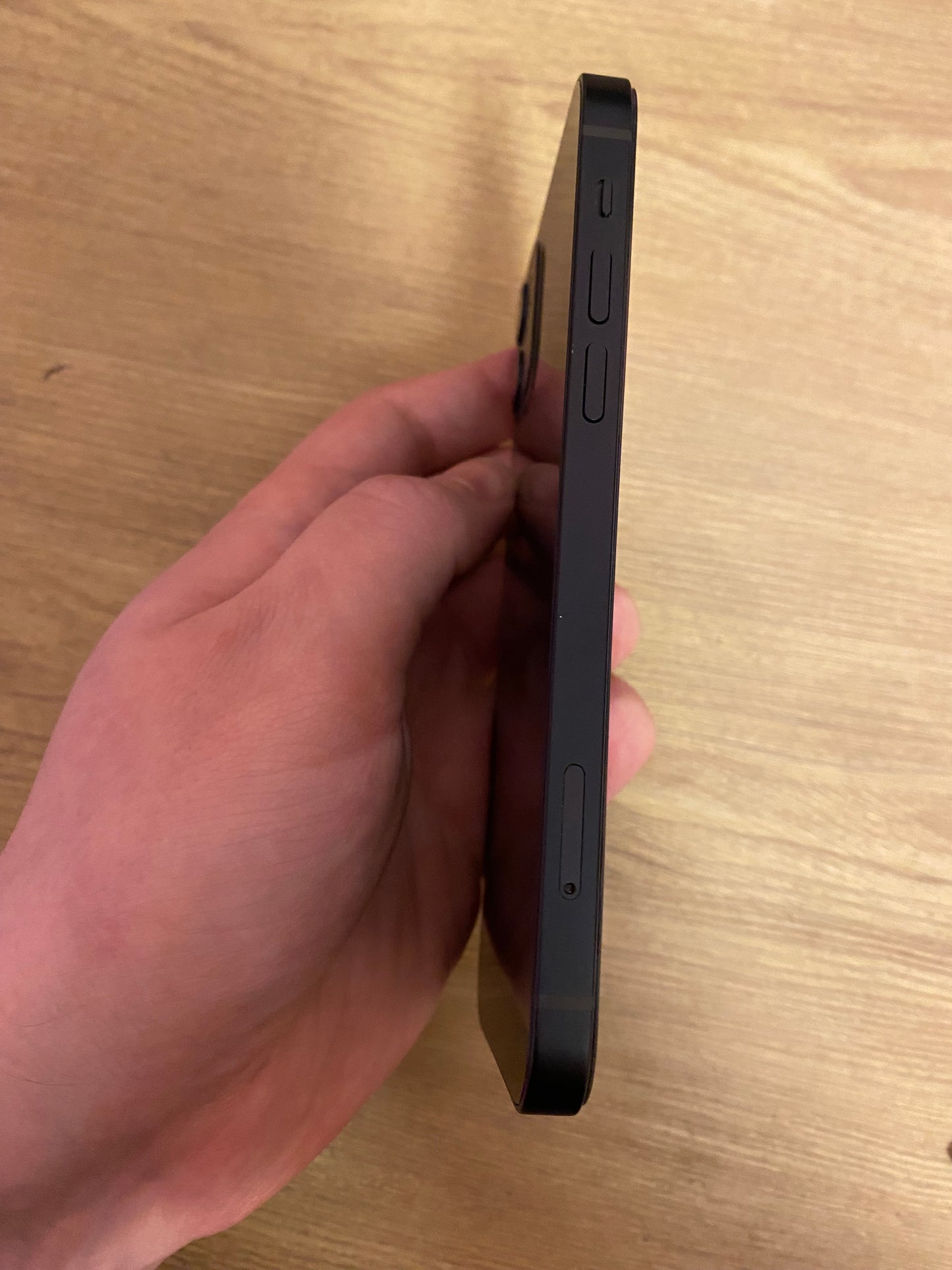 iPhone 12 - 64gb - No Face ID