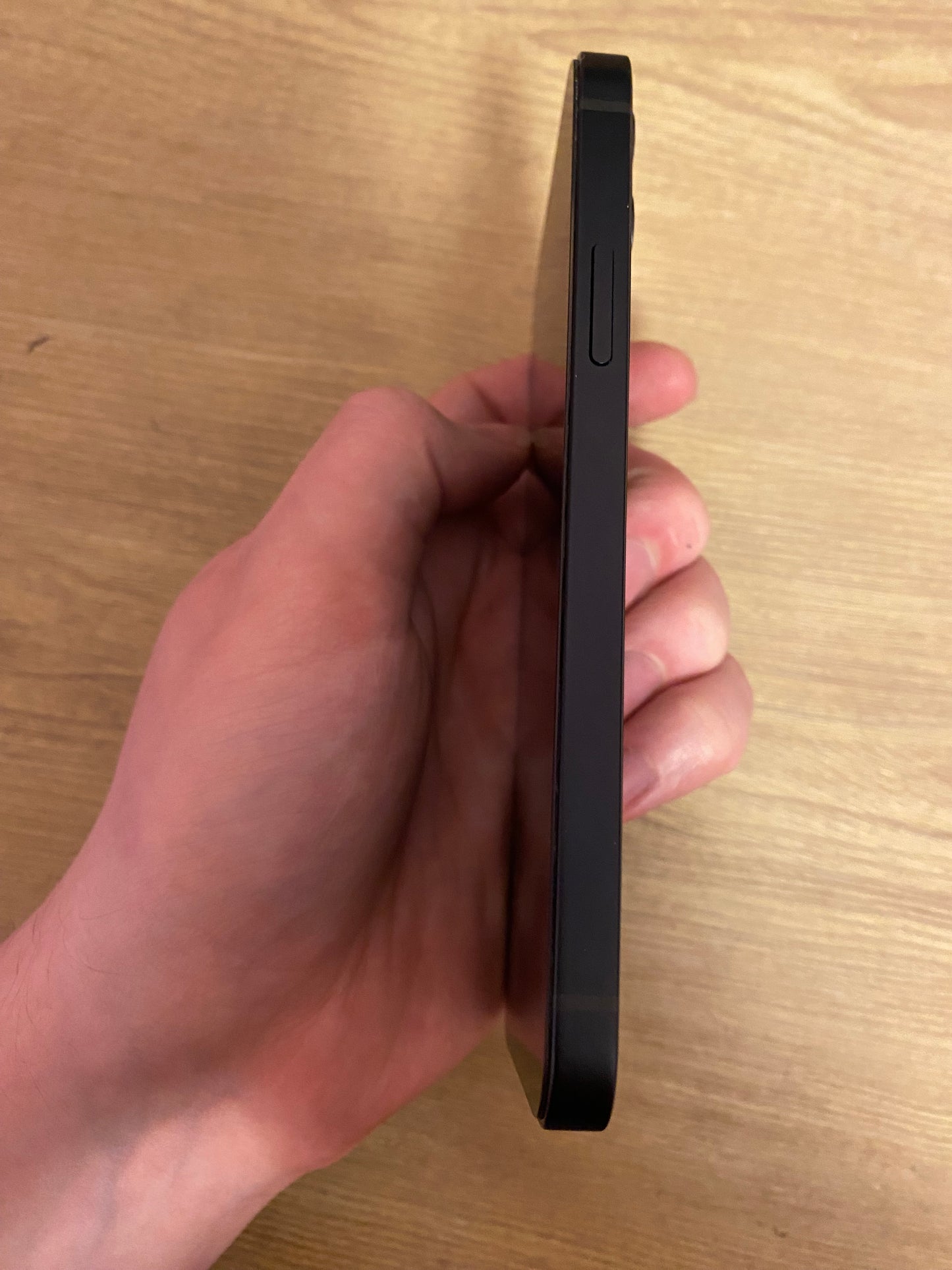 iPhone 12 - 64gb - No Face ID